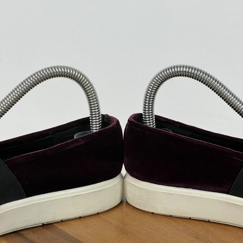 Womens Vince Blair Purple Velvet Casual Slip On Low Sneakers Shoes‎ Size 6.5 M